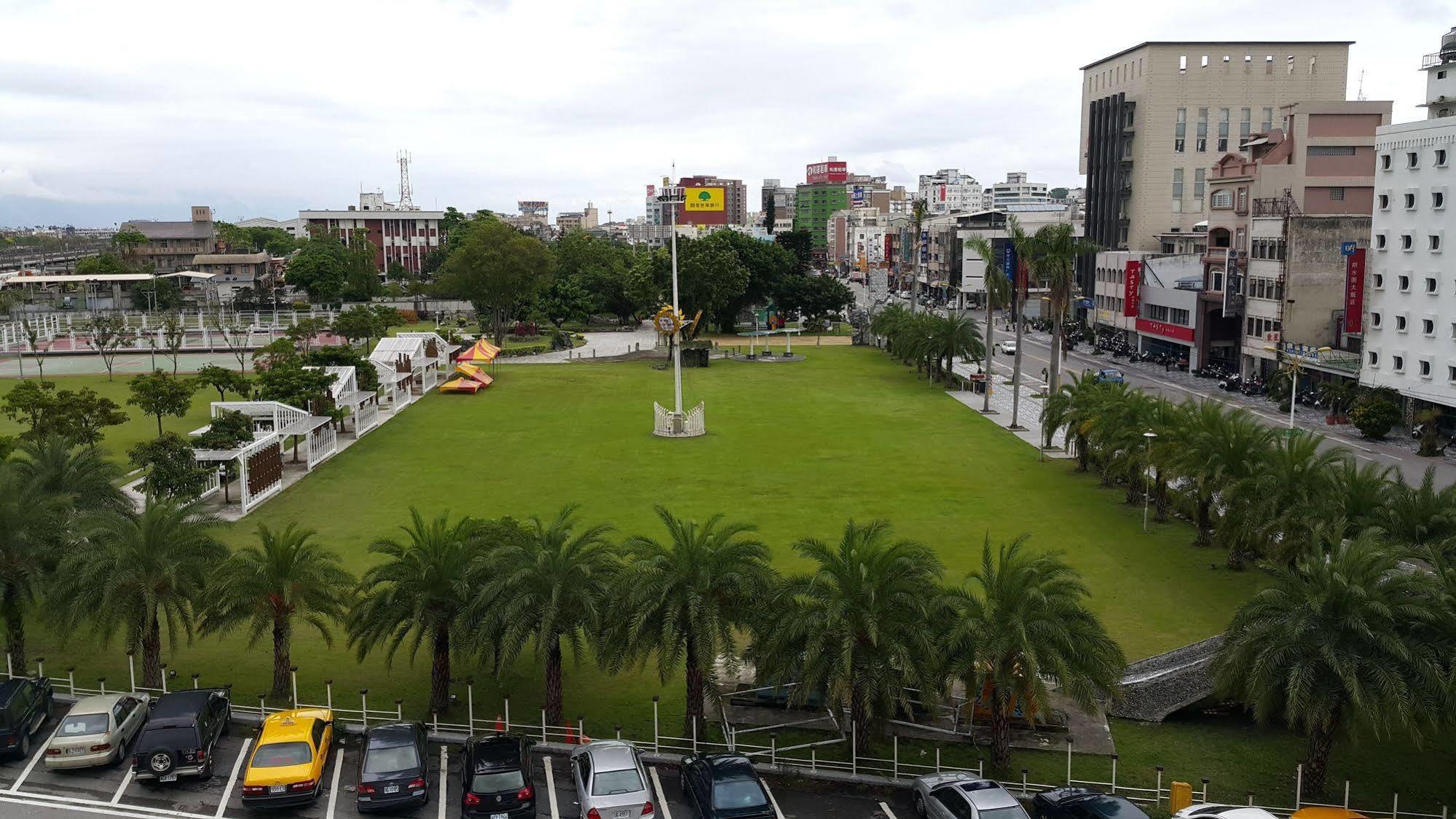 花蓮市マウイ ホーム ステイアパートメント エクステリア 写真