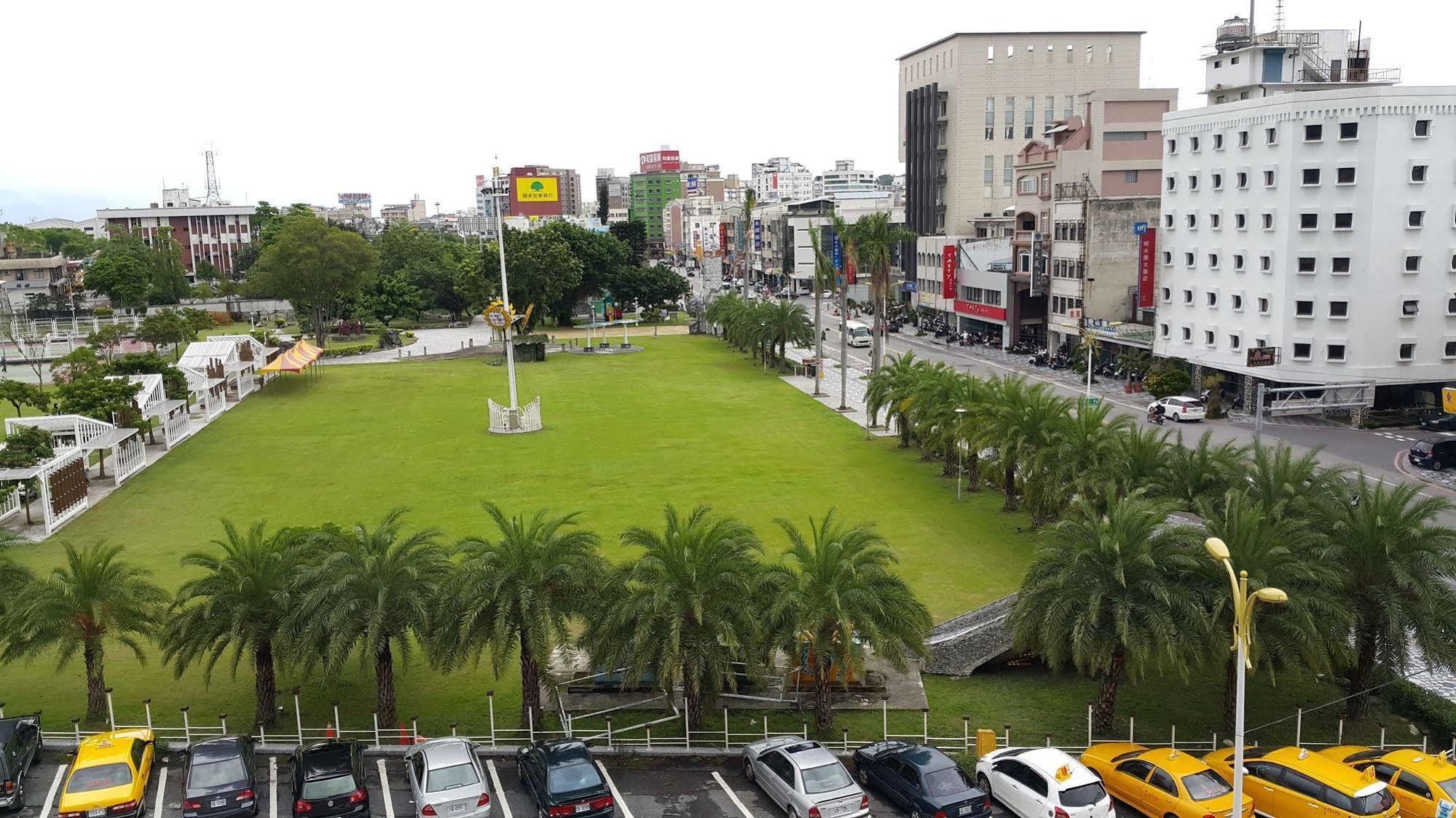 花蓮市マウイ ホーム ステイアパートメント エクステリア 写真